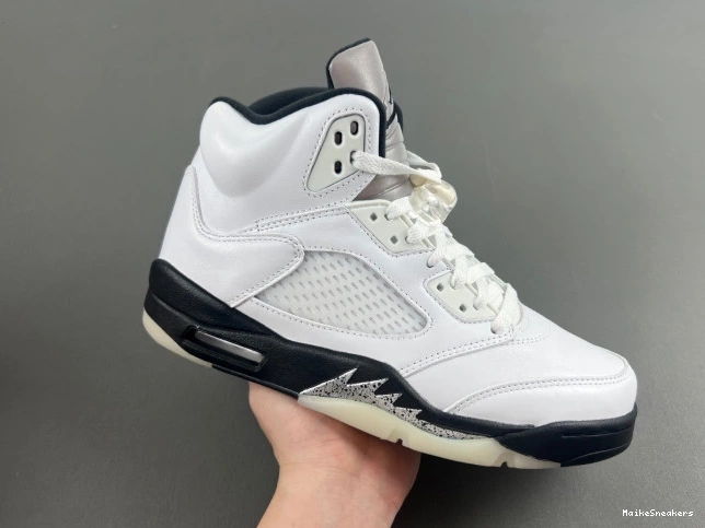 MaikeSneakers RETRO BLACK' JORDAN 'WHITE DD0587-110 5 AIR 0801